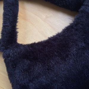Vintage bag in faux fur black